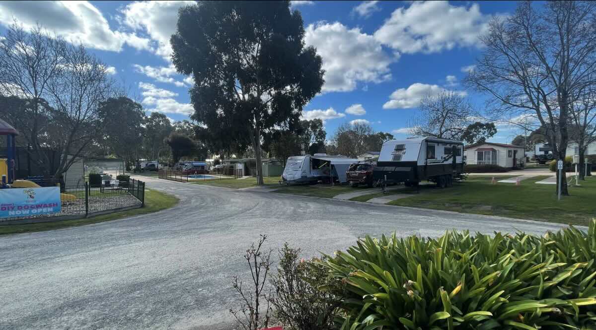 Acacia Caravan Park – Your Pet-Friendly Basecamp for the Grampians