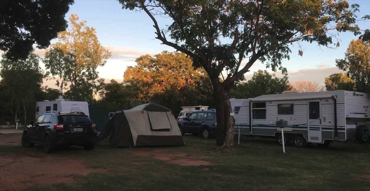Barcaldine Homestead Caravan Park & Cabins