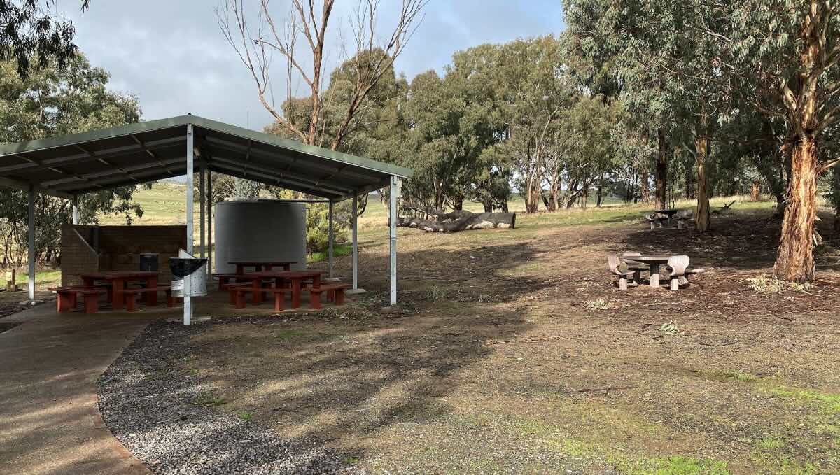 Coach Road Rest Area – Free Camping & Overnight Stop, Graytown VIC