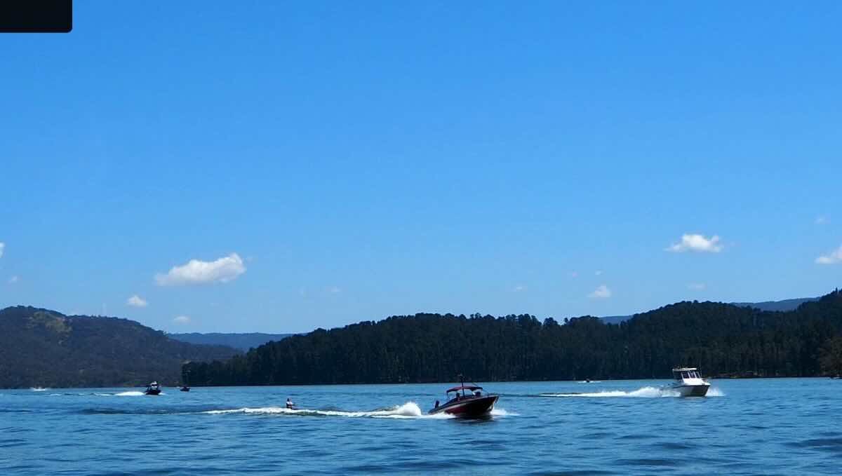 Coopers Point Boat Camp