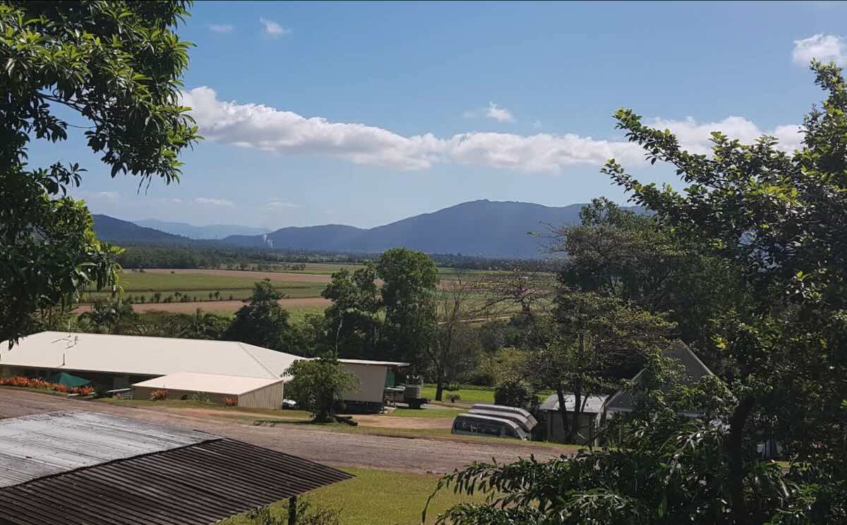 Hillside Caravan Park