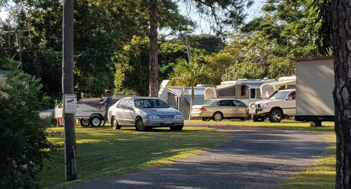 Riverview Caravan Park & Cabins, Gayndah QLD – Burnett River Camping