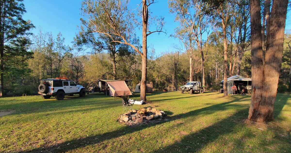 The Oaks Campground – Pet-Friendly Riverside Camping Tabulam NSW