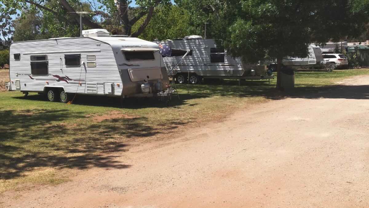 Wood Wood Caravan Park – Murray River Bush Camping & Fishing