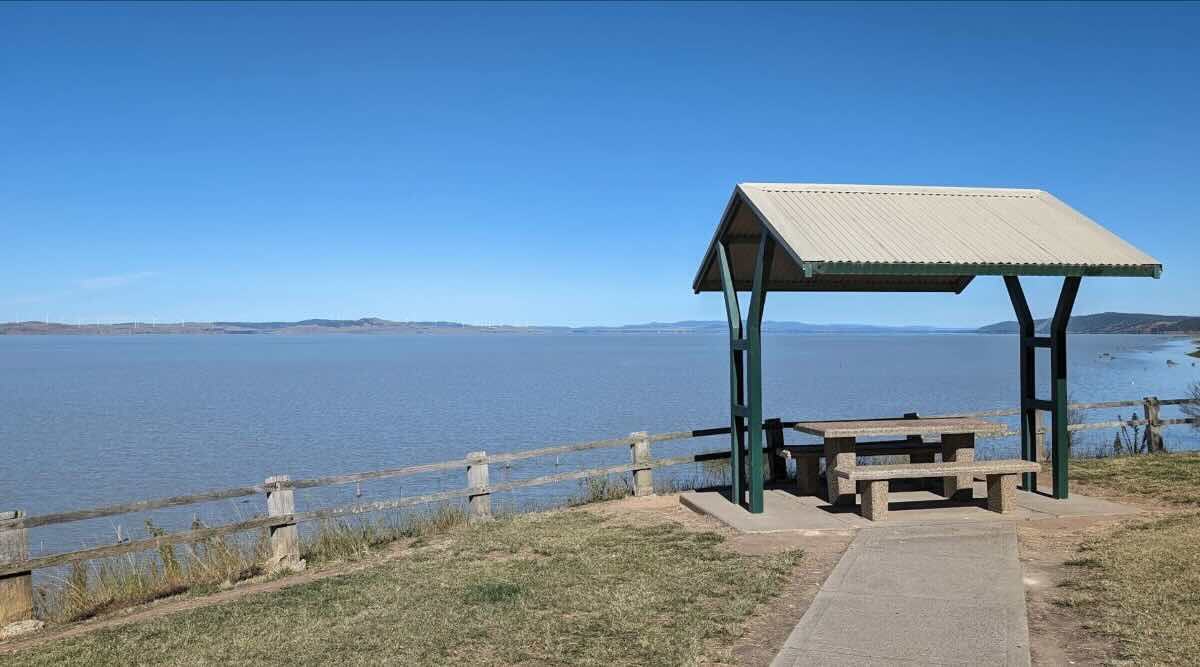 Badcoe VC Rest Area, Lake George NSW