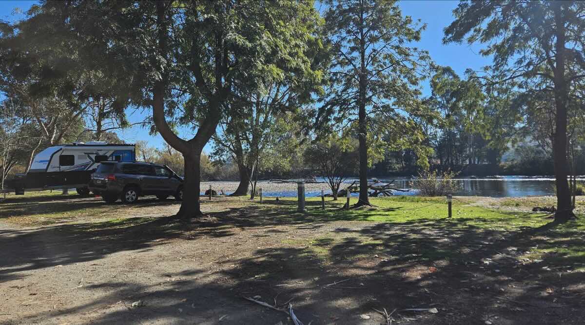 Breakaway Twin Rivers Caravan Park