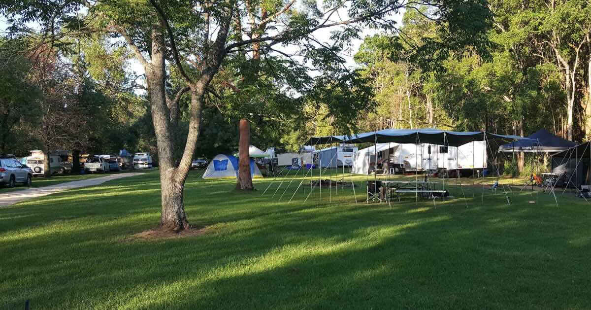 Knorrit Flat Riverside Camp