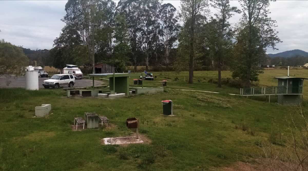 Marr Creek Rest Area, Jackadgery NSW