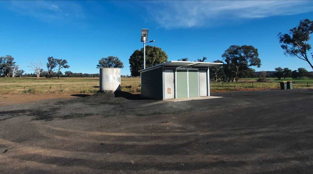 Two Mile Creek Rest Area, Cundumbul NSW