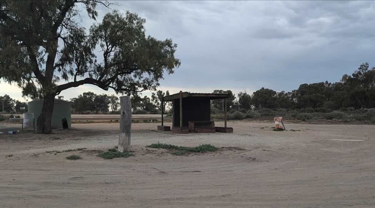 Yanga Creek Rest Area, Yanga NSW