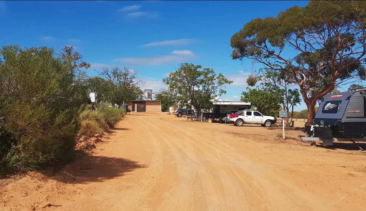 Menindee Lakes Caravan Park – Your Gateway to the Historic Menindee Lakes & Kinchega