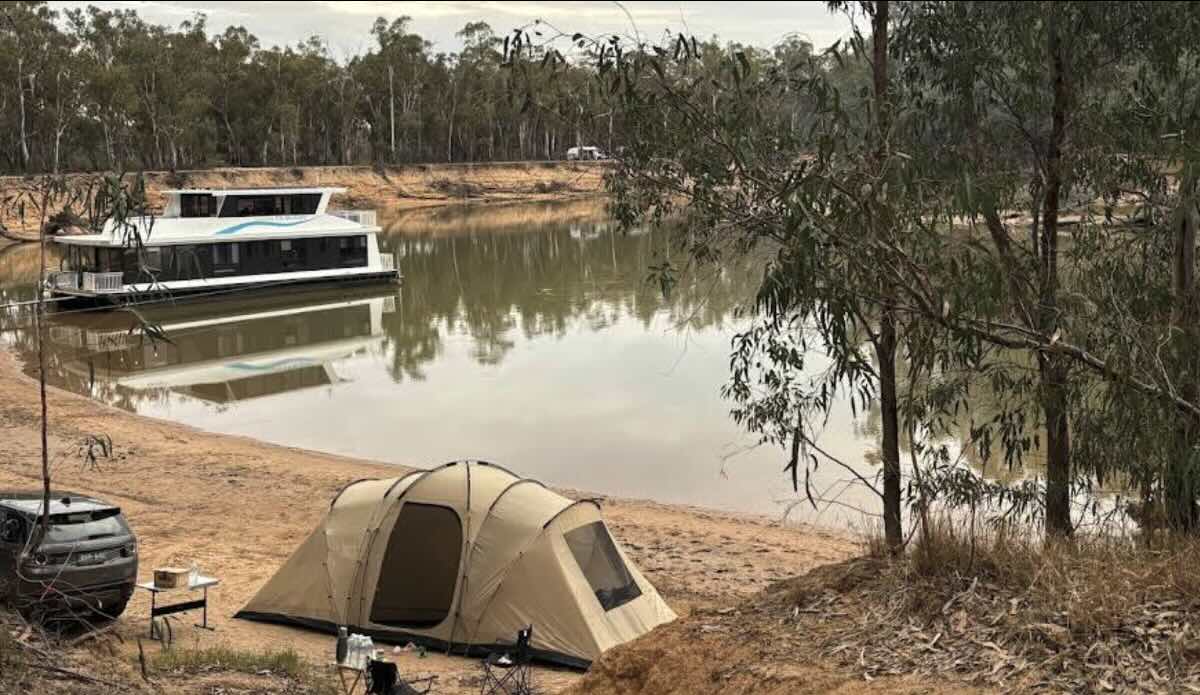 Studs Beach – A Tranquil River Bend in Echuca Regional Park