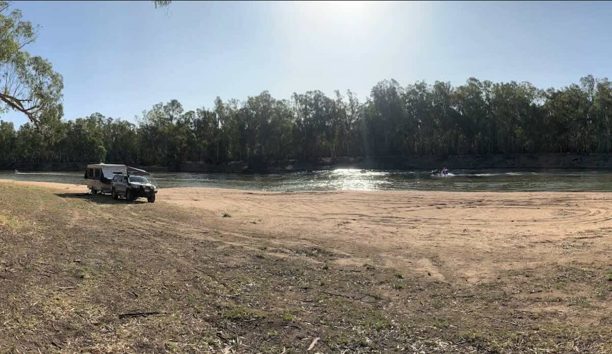 Wilsons Beach (Cobram Regional Park) – Secluded River Camping Opposite Historic Tocumwal
