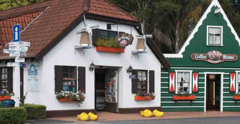 The Clog Barn Tourist Attraction & Caravan Park