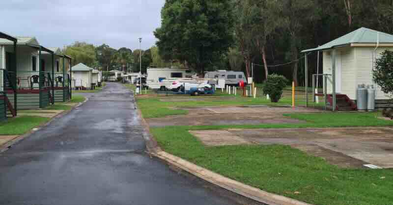 Pleasurelea Tourist Resort & Caravan Park